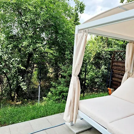 Comfortable Flat With Garden شقة بوزنان