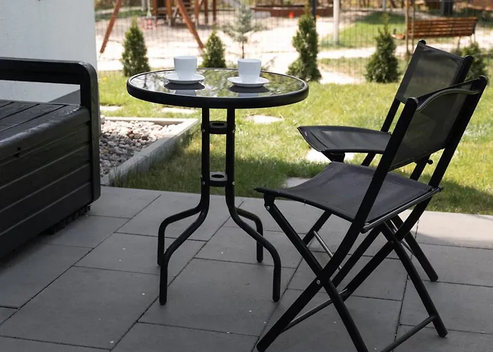 Comfortable Flat With Garden *