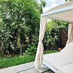 Comfortable Flat With Garden, Self Check-in, Parking Free Апартаменты Познань