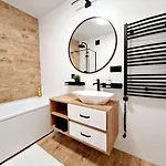 Comfortable Flat With Garden, Self Check-in, Parking Free Апартаменты