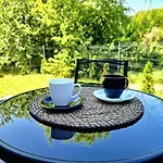Comfortable Flat With Garden, Self Check-in, Parking Free Апартаменты