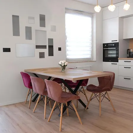 Апартаменты Comfortable Flat With Garden *