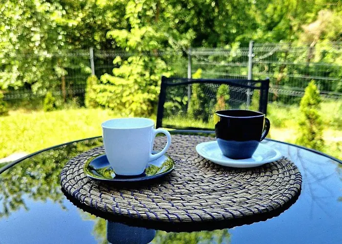 Comfortable Flat With Garden Daire